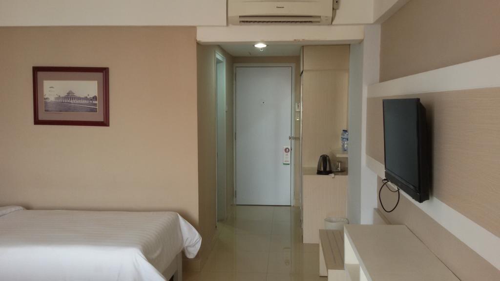 Hotel Sandjaja Palembang Exteriör bild
