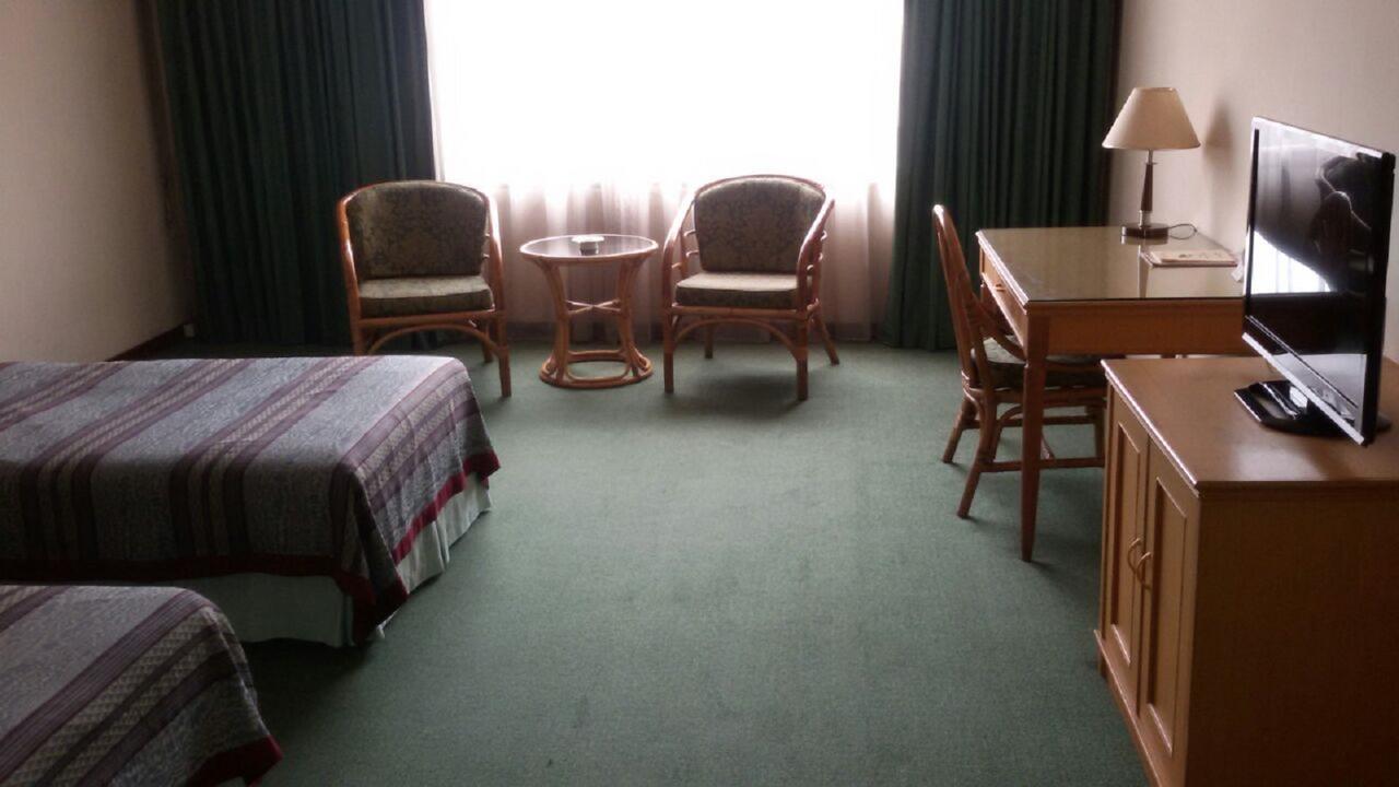 Hotel Sandjaja Palembang Exteriör bild